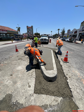 Median Island Santa Ana/Long Beach